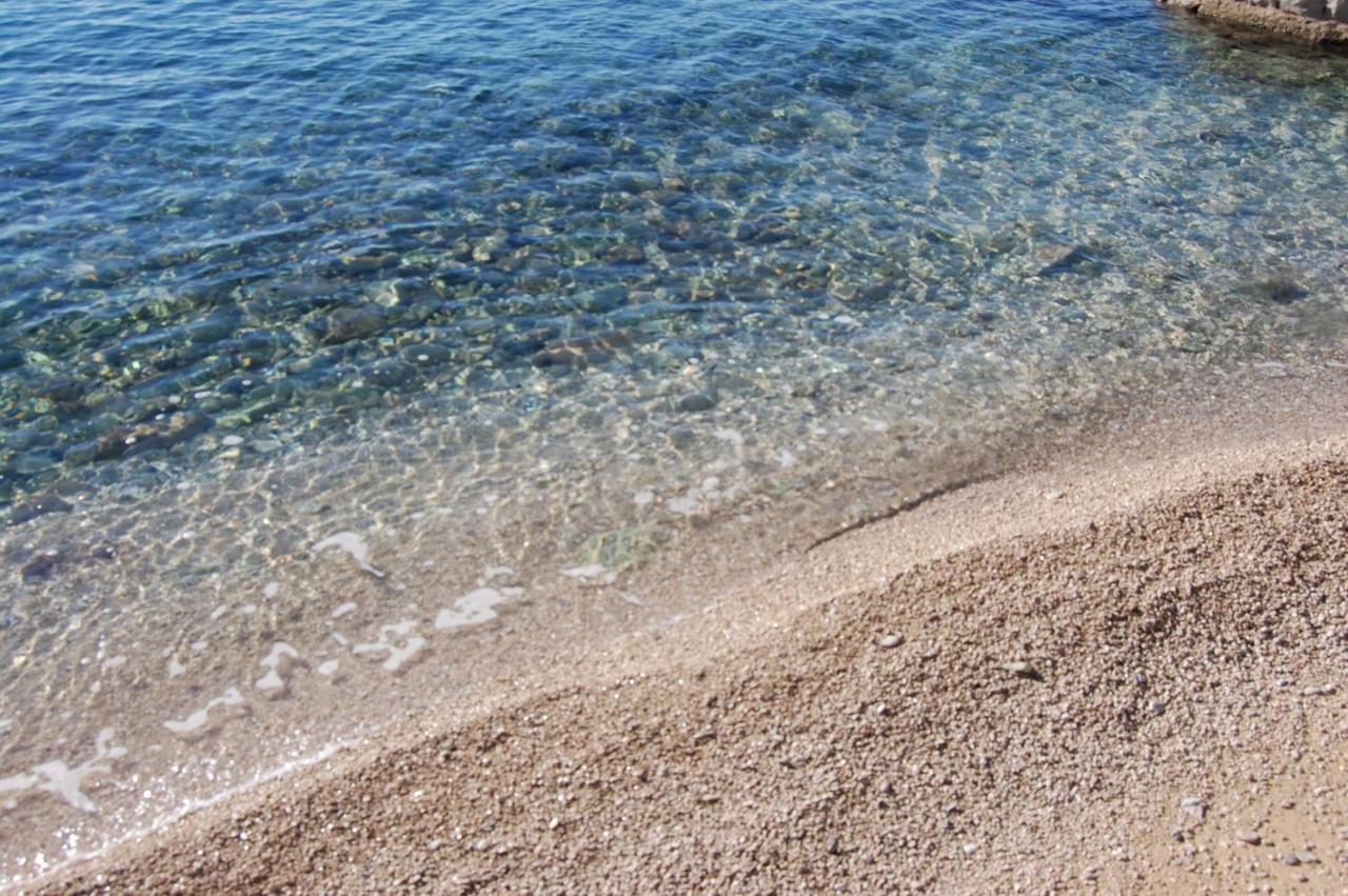 Studio Apartment For 2 Adults And 1 Child Makarska Eksteriør billede